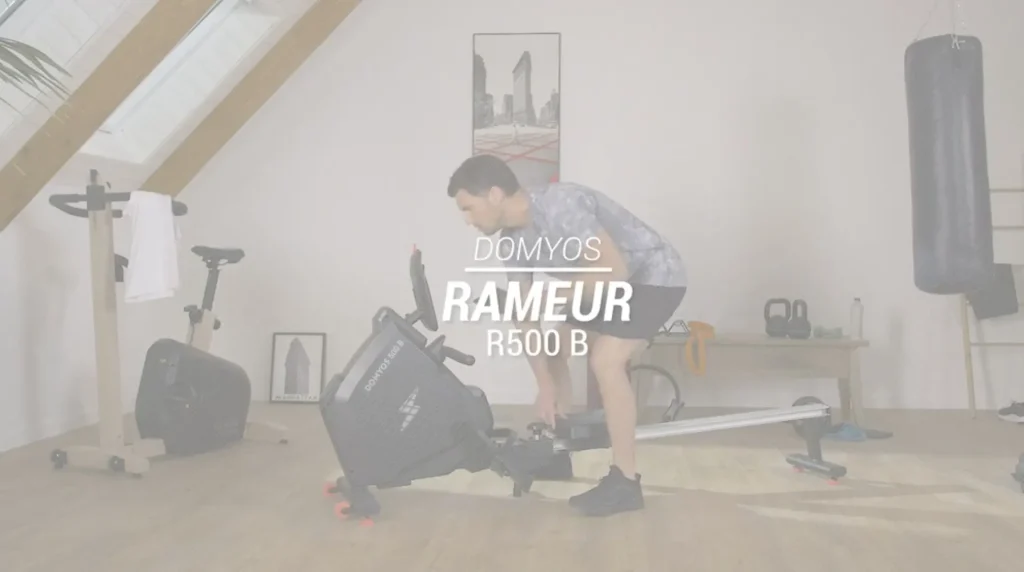 rameur 500B Domyos dans une salle de sport a domicile